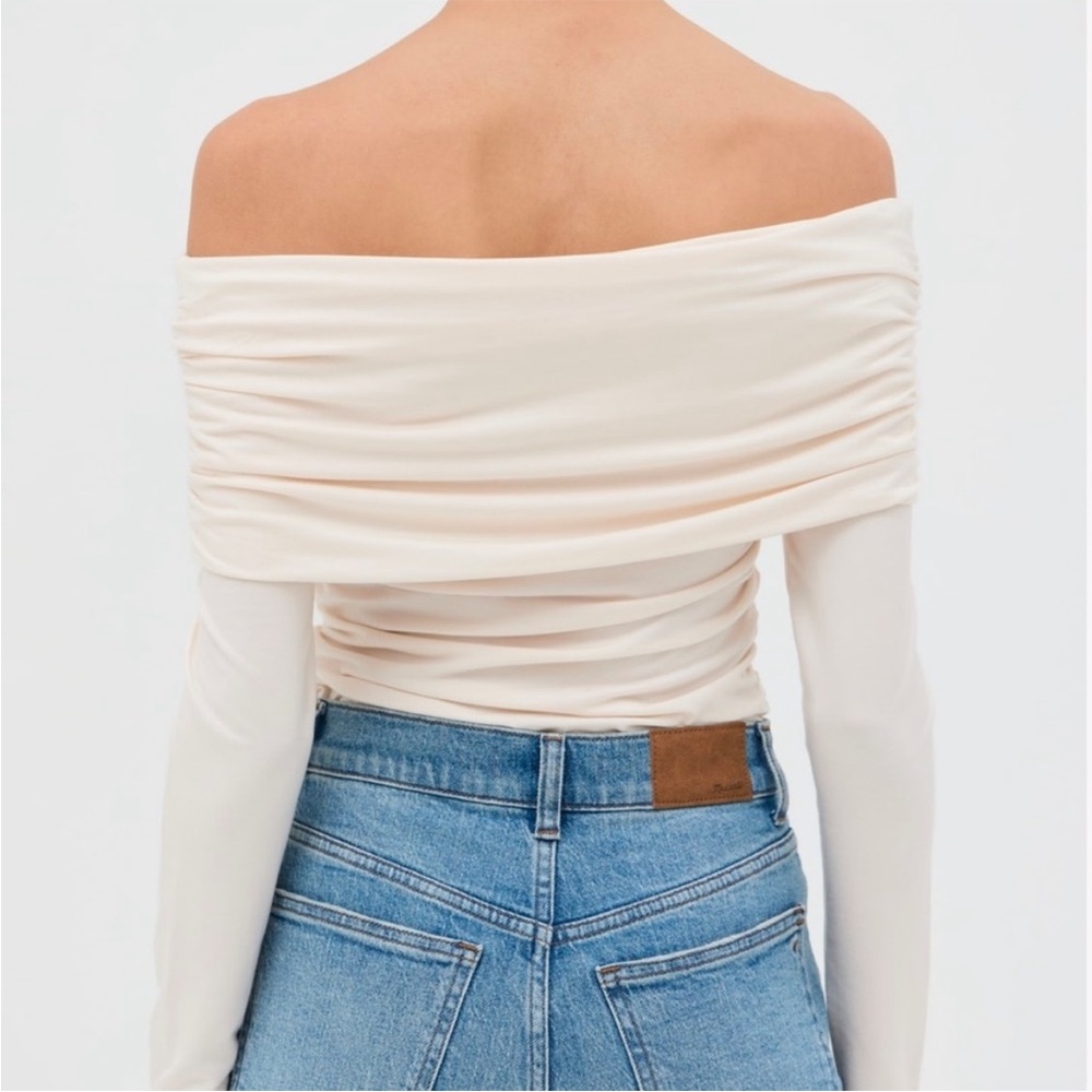 Reformation Florentina Off-Shoulder Cream Top, medium (runs small) - Picture 2 of 10